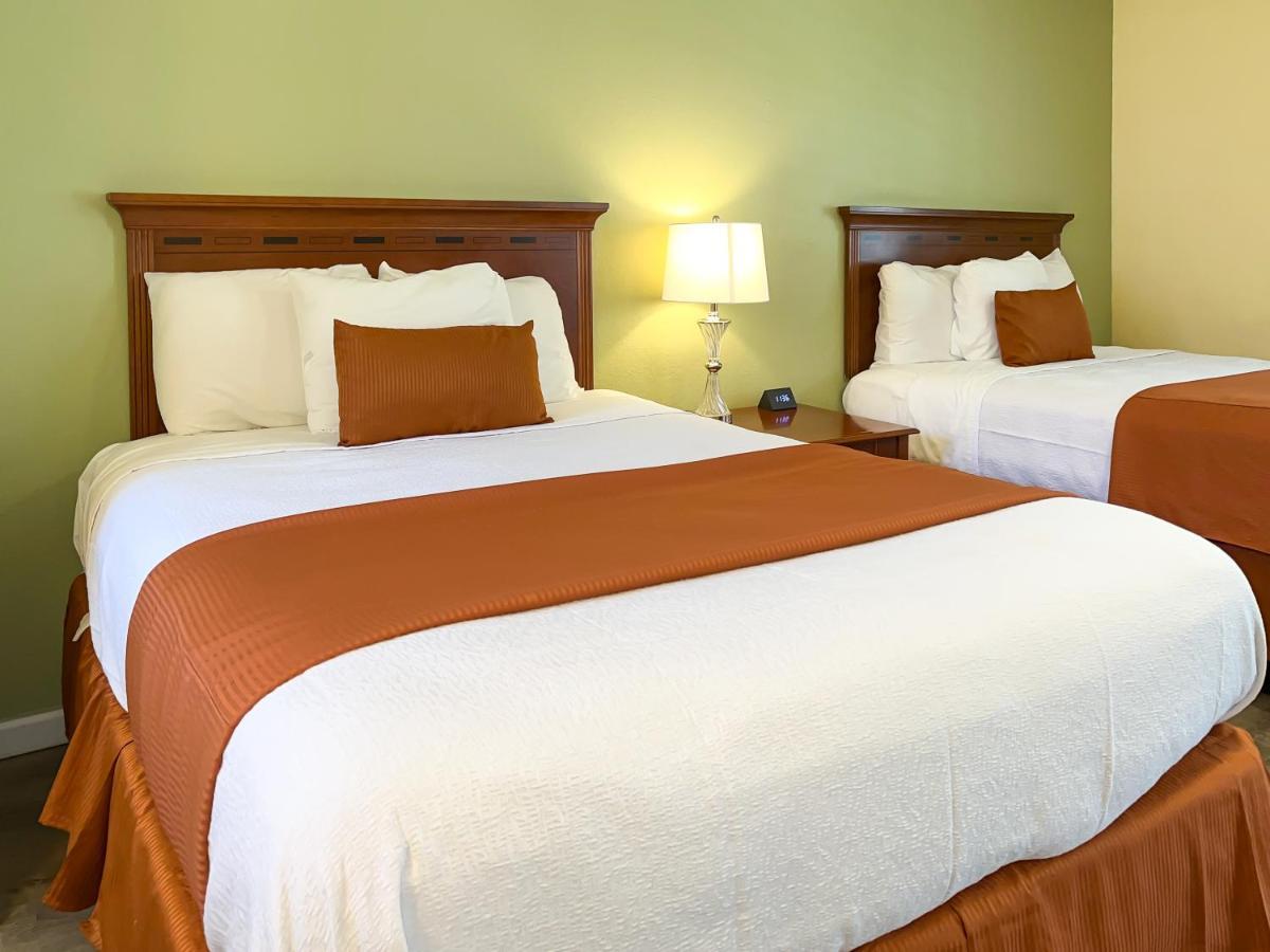The Old West Inn 3*